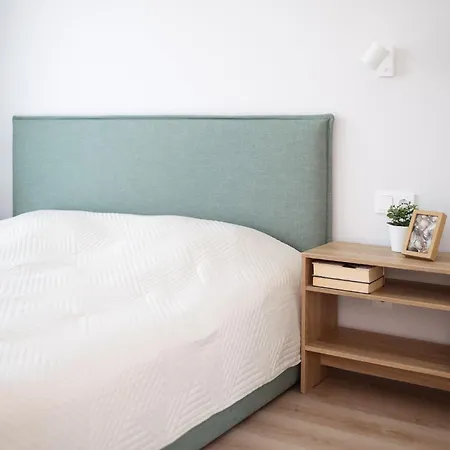 Bangu Apartamentai Su Sildomu Baseinu Apartament *