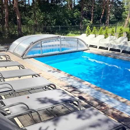 Bangu Apartamentai Su Sildomu Baseinu 公寓 *